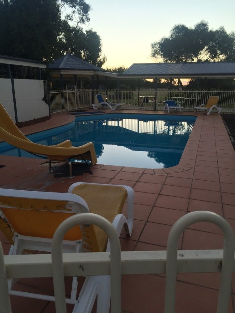 Woodbyne Resort Wimbledon Heights Exteriör bild